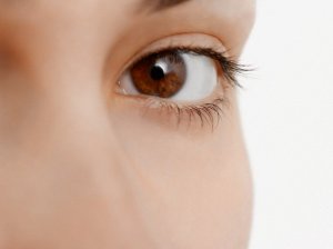 Aprenda a cuidar dos seus olhos e proteger a visão